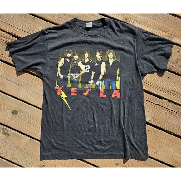 Vintage TESLA Tour Band Graphic Shirt 1988 CHED Anvil Single Stitch USA - Picture 1 of 9